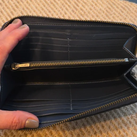 Coach Midnight Blue Leather Zip Wallet - Picture 6 of 7